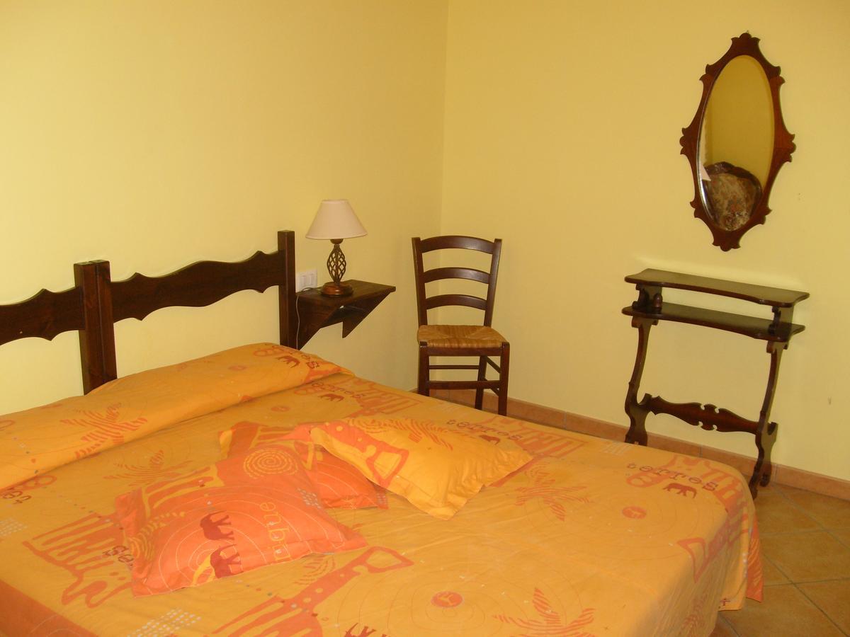 Agriturismo Il Forasacco โกรเซตโต ภายนอก รูปภาพ